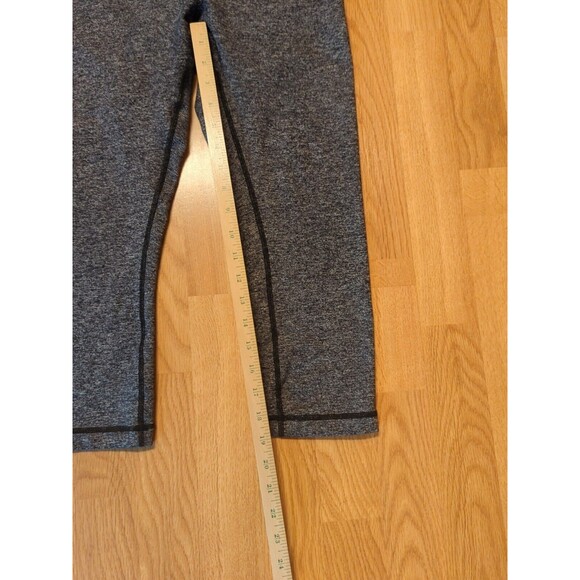 Lululemon Wunder Under Womens 8  Hi Rise Heathered Black Luxtreme 1/2 Tight - Picture 4 of 7